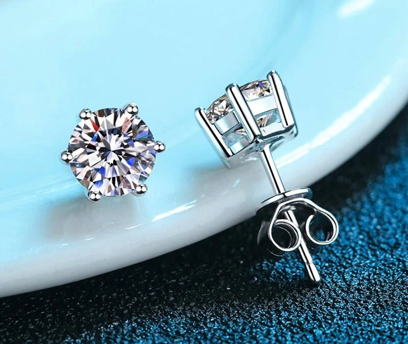 Certificated Moissanite Diamond 925 Sterling Silver 2 Carat Stud Earring IE81 - Image 3 of 4