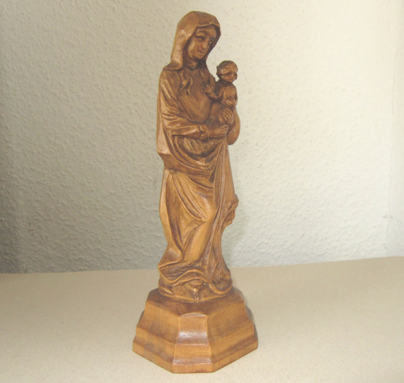Picture 5 of 9