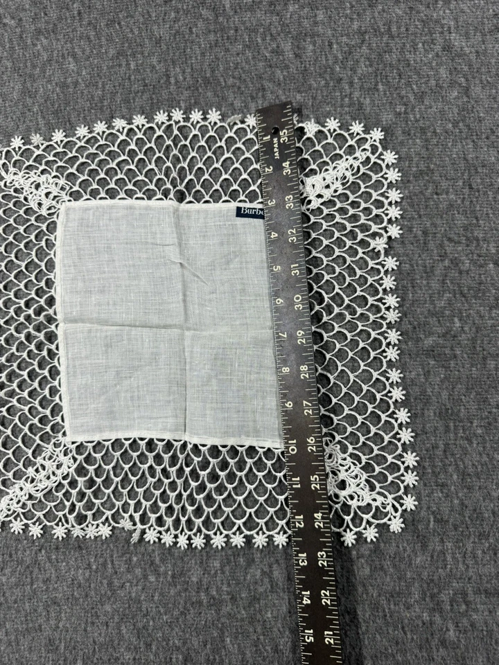 Burberrys Of London Womens Scarf Pocket Square Hanky White 13”x13” Lace Vintage — 第 4/4 张图片