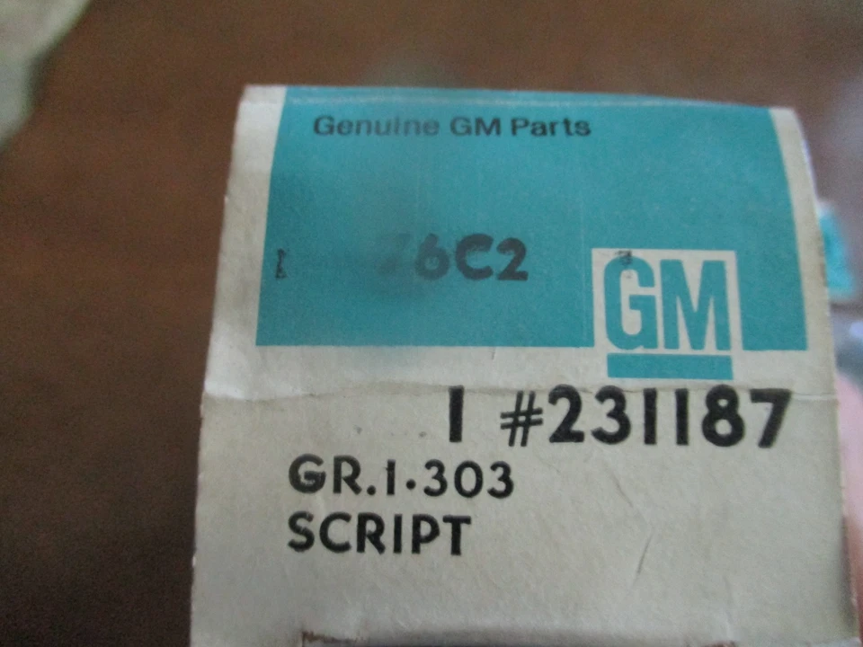 Oldsmobile cutlass supreme 1971 格栅徽章 NOS gm #231187 — 第 3/4 张图片