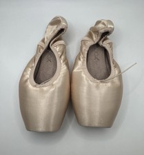 Women  s Capezio Cambre' Pointe Shoes Size 9M 1126W PTP Pink With Box