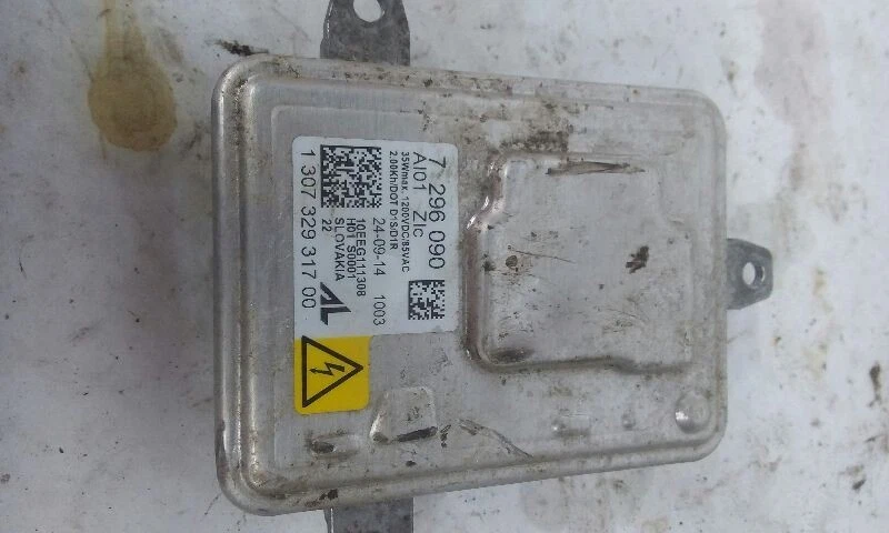 Lâmpada para farol esquerdo para motorista BMW 428i 2015 - Imagem 2 de 4