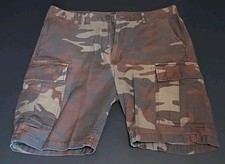 Levi Straus Co., Camouflage Pattern, Men's Cargo Shorts, Size Waist 36 .