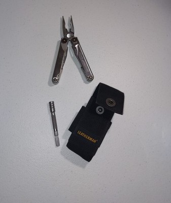 Leatherman 832563 Wave Plus 18 Multitool Black Nylon Sheath and adapter