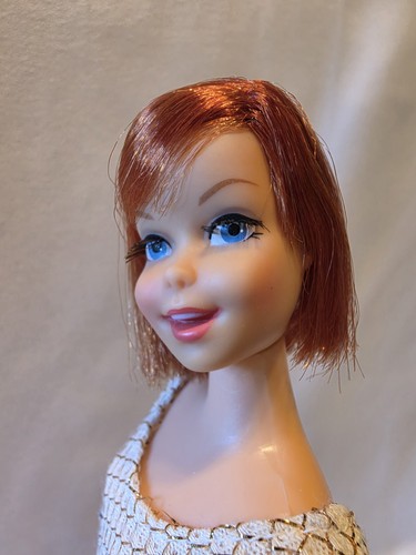 VTG 1st issue 67' Brunette Casey doll with Oxidized Copper Red hair in OSS/stand - Picture 5 of 24