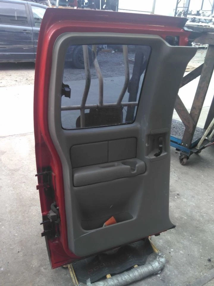 (LOCAL PICKUP ONLY) Driver Rear Side Door Classic Style Fits 00-07 SIERRA 1500 P Foto 3 de 4
