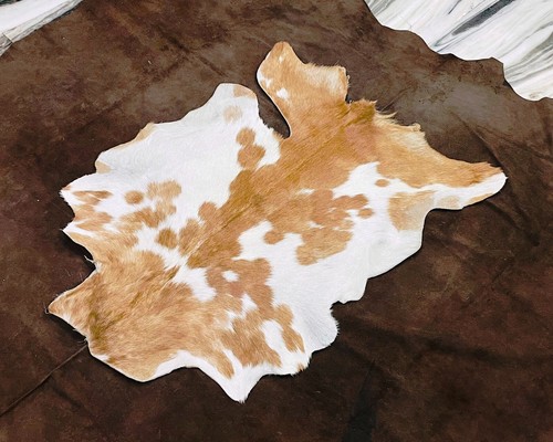 Goat Skin Pelt for decor, Nordic Animal Hide, Real Leather Fur, Summer Fur Coat - Picture 4 of 9