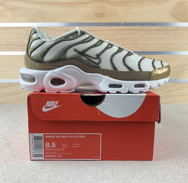 nike tuned womens shoes