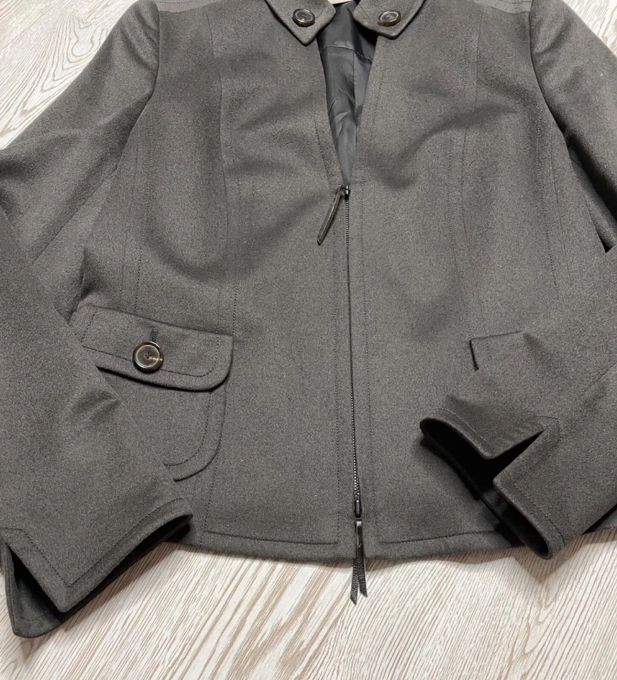 Akris Punto Wool And Angora-Angora blazer size 10 - Image 4 of 4