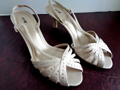 APT. 9 Vickey Women's Dress Heels Open-Toe Beige Strappy Sandals Size 8.5 M  | eBay