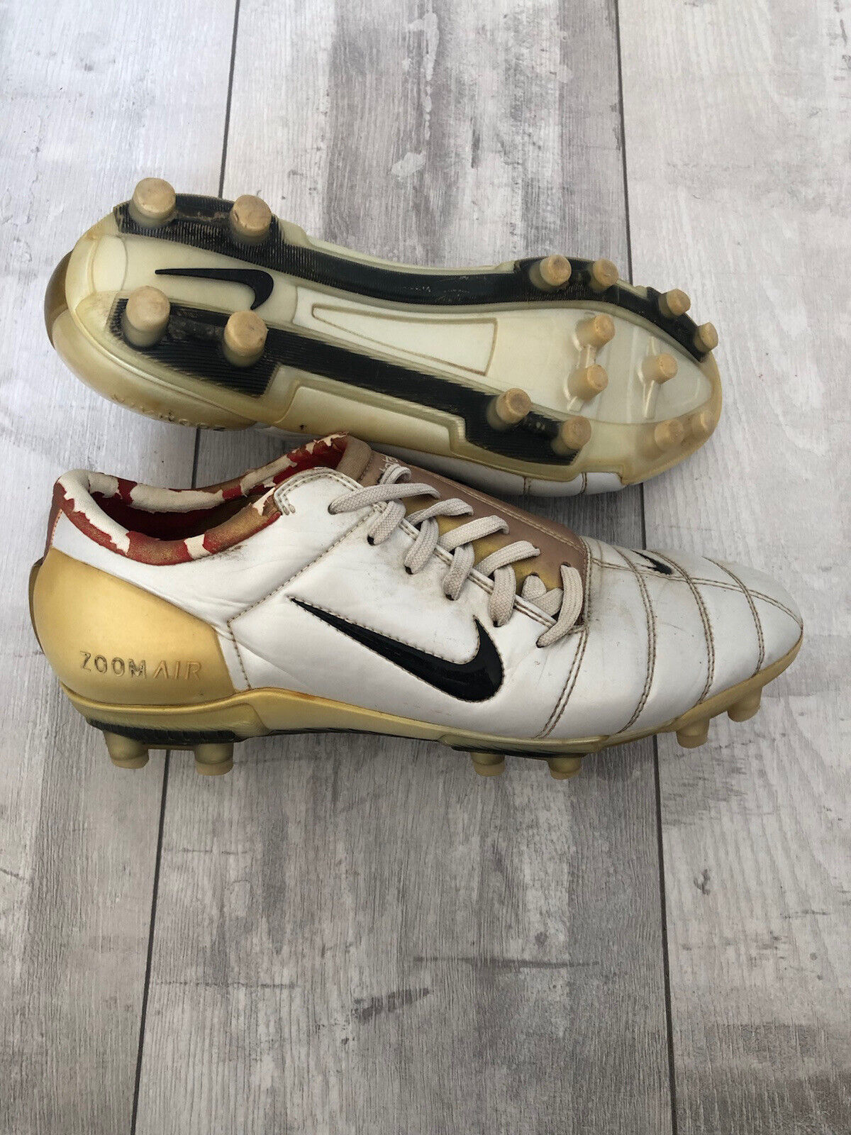 Escoba Mucho bien bueno Visible Nike Total 90 Air Zoom FG White Gold Football Soccer Cleats US8  Professional | eBay