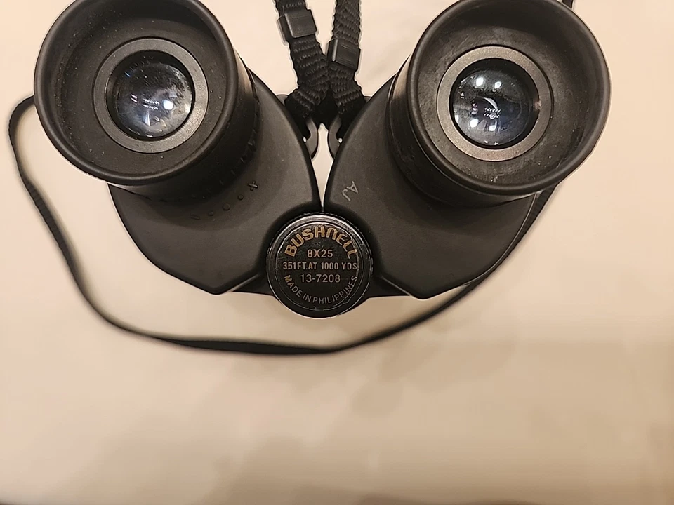Bushnell Binoculars W/CASE 8x25  351 ft. at 1000 Yards 13-7208 - Image 3 of 4
