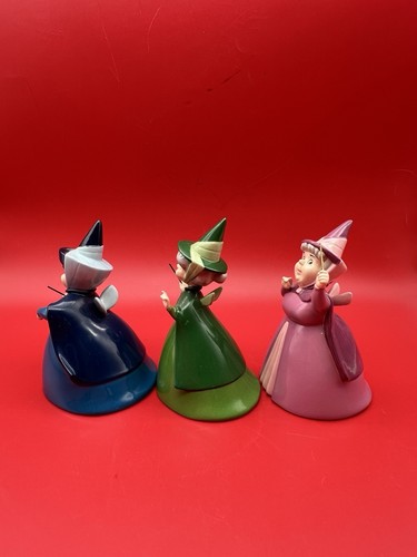 Royal Doulton Disney Showcase Flora, Fauna, Merryw Figurines- Sleeping Beauty - Picture 7 of 8