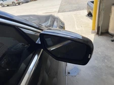 Used Right Door Mirror fits: 2018 Cadillac Ct6 power folding opt DNP w/surround