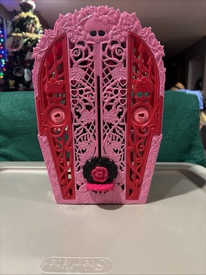 monster high g3 garden mysteries skulltimate secrets draculaura coffin ONLY