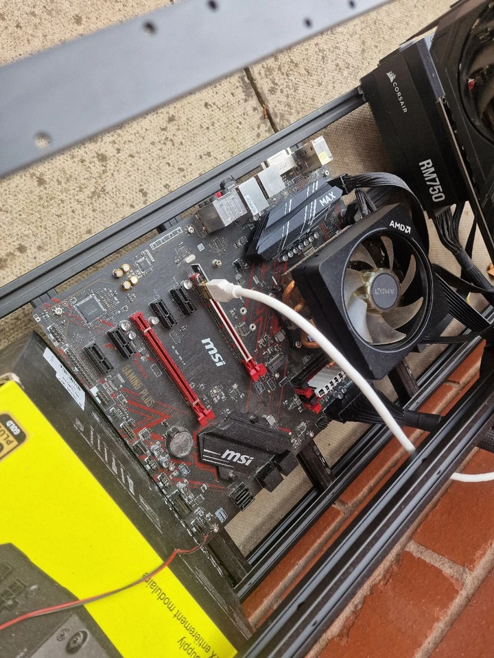 Crypto Mining Rig - Full training and setup - plug and play - 40+ coins - Image 3 of 3