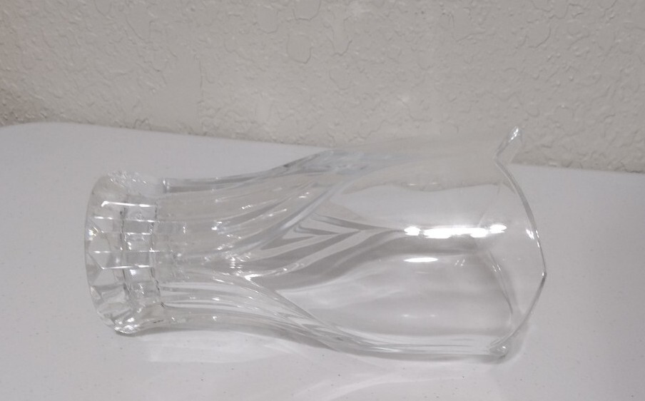 Cristal d'Arques Ancona Genuine Lead Crystal Tulip Top Vase 8 in. EUC