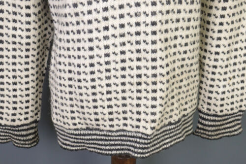 DEVOLD White Abstract Printed Crew Neck Wool Knit Ski Sweater Size XL - Picture 5 of 17