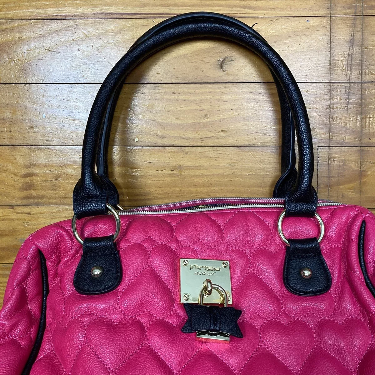 Luv Betsey By Betsey Johnson Pink Heart Quilted Crossbody Satchel Purse  Lbdouble - La Paz County Sheriff's Office 