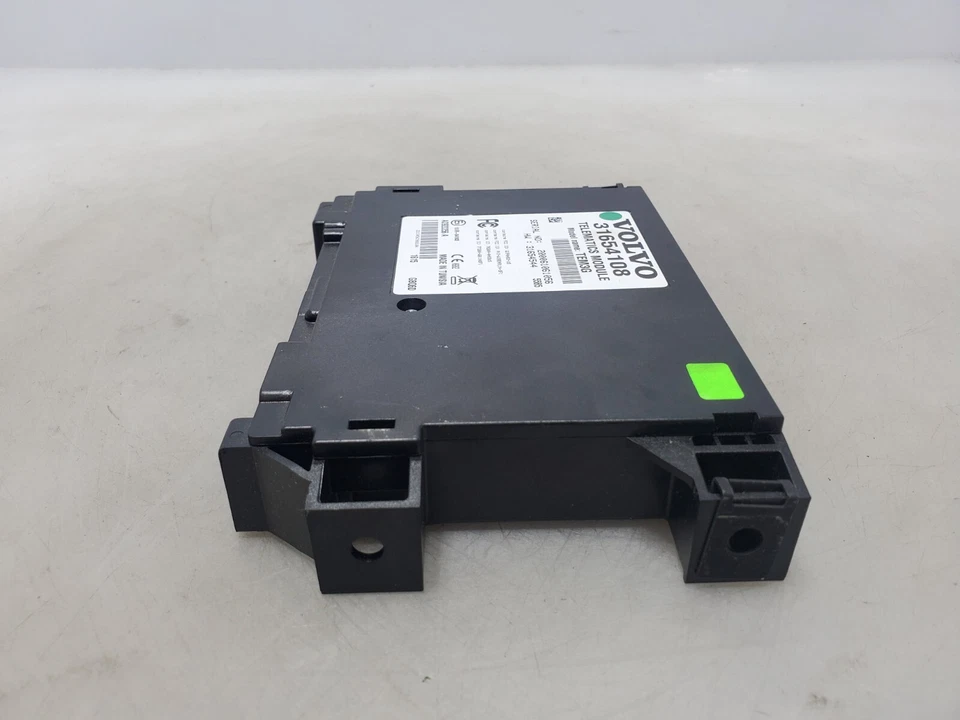 ✅ 2014-2018 OEM Volvo V60 S60 Telematics Control Module Unit - Image 4 of 4