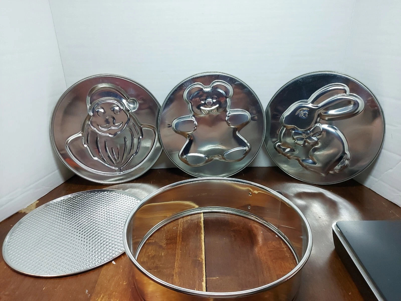 Jobar's 5 Piece Spring Form Pan Set. 10" Diameter By 3" Deep. Free Shipping!!!