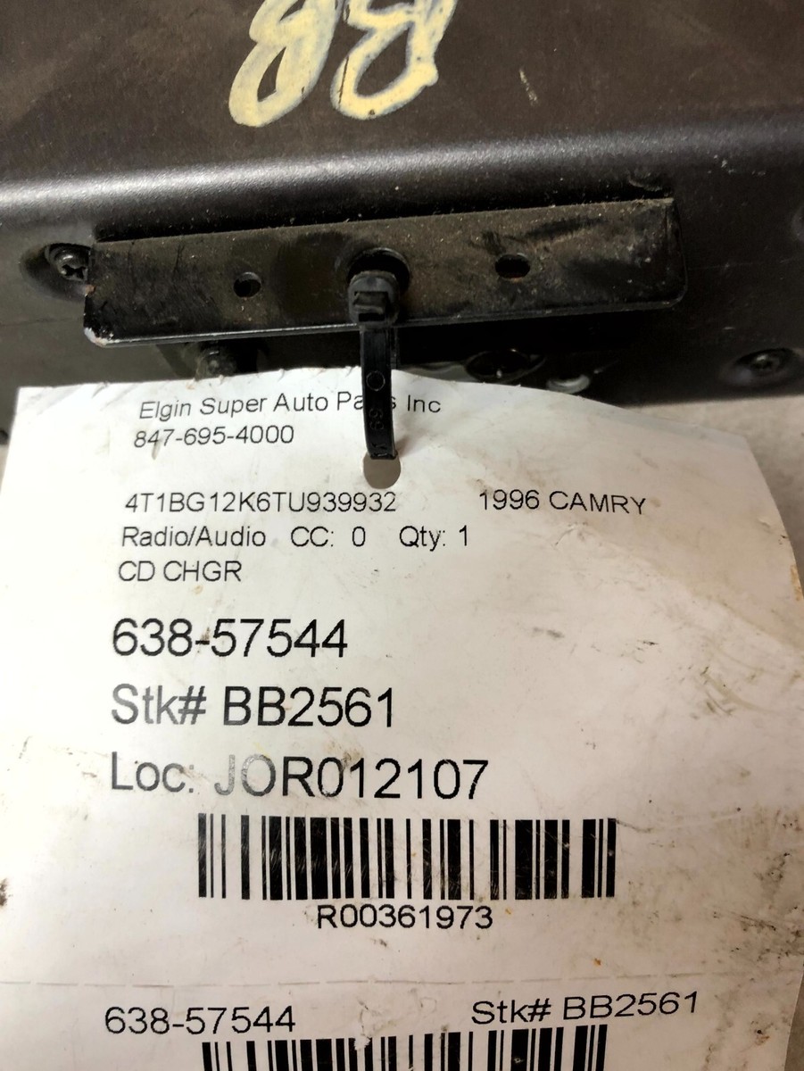 Genuine OEM Toyota 08601-00847 Black 6 Disc CD Changer Fits 1996