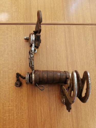 Vintage Cyclo Benelux rear derailleur working but chrome shabby - Picture 3 of 7