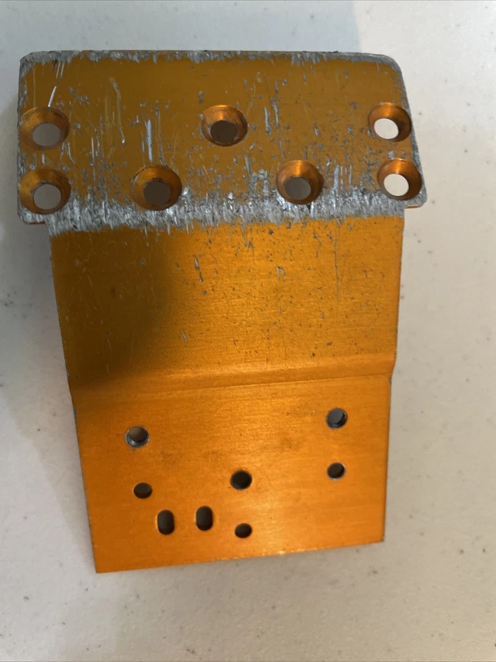 Vintage RC10 Gold Nose Kick Plate ASC6310 N103 - Image 3 of 4