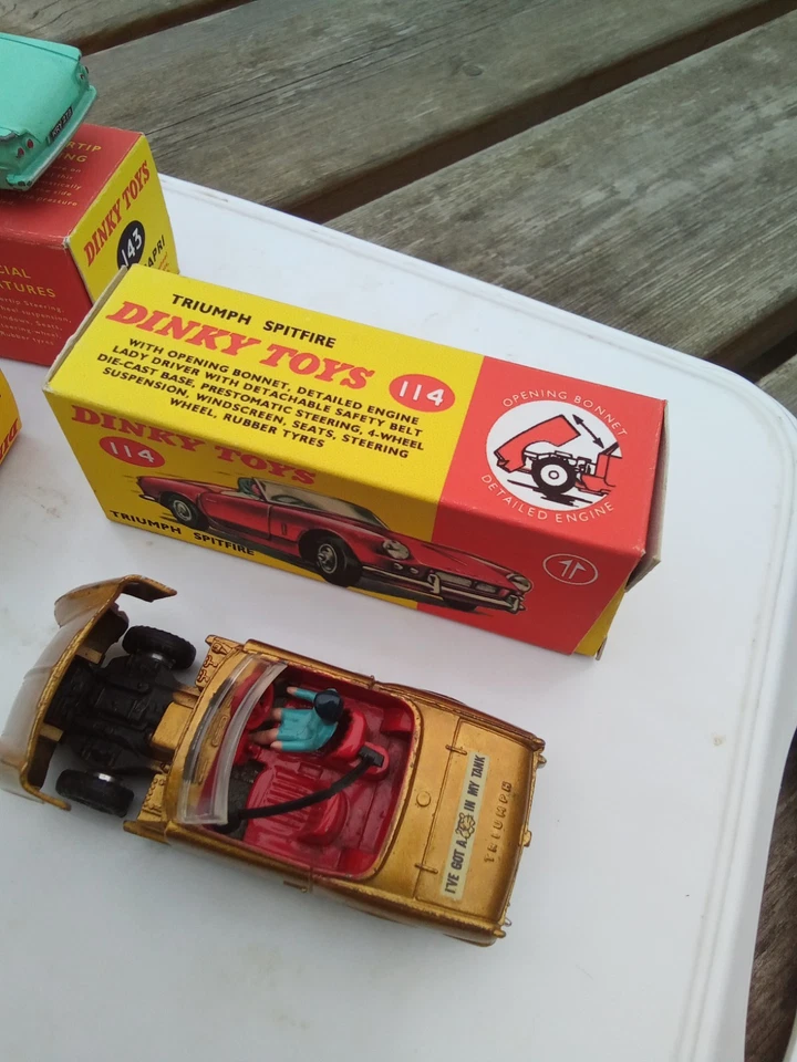 DINKY 138 143 114 ORIGINAL CARS LIGHTLY WORN IN GOOD REPRODUCTION BOXES . - Image 3 of 4