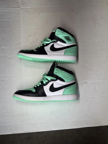 Jordan 1 Glow Green men’s 7.5