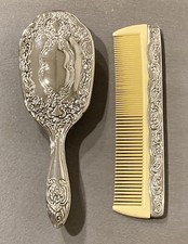 BEAUTIFUL Vintage Vanity Brush Comb Set Silver Plated EUC