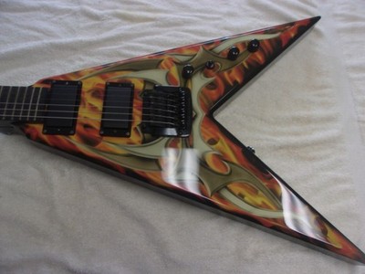 About Mint 2000's B.C. Rich KKV Kerry King Signature Flying V Tribal Fire Guitar