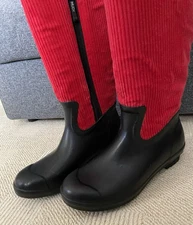 The Original Muck Boot Company rain red corduroy Rubber Boots Women’s Sz 11