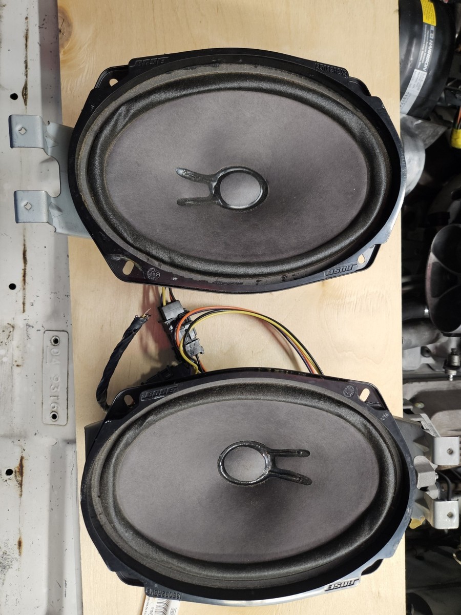 Bose 6x9 Amplified Car Audio Speakers Pair from 1991 cadillac