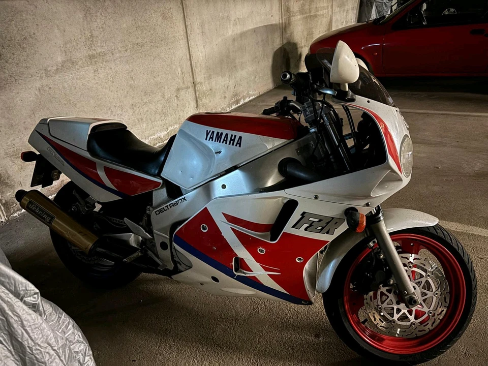 Ich Verkaufe Meinen Motorrad  Yamaha Fzr 1000 - Bild 2 von 2