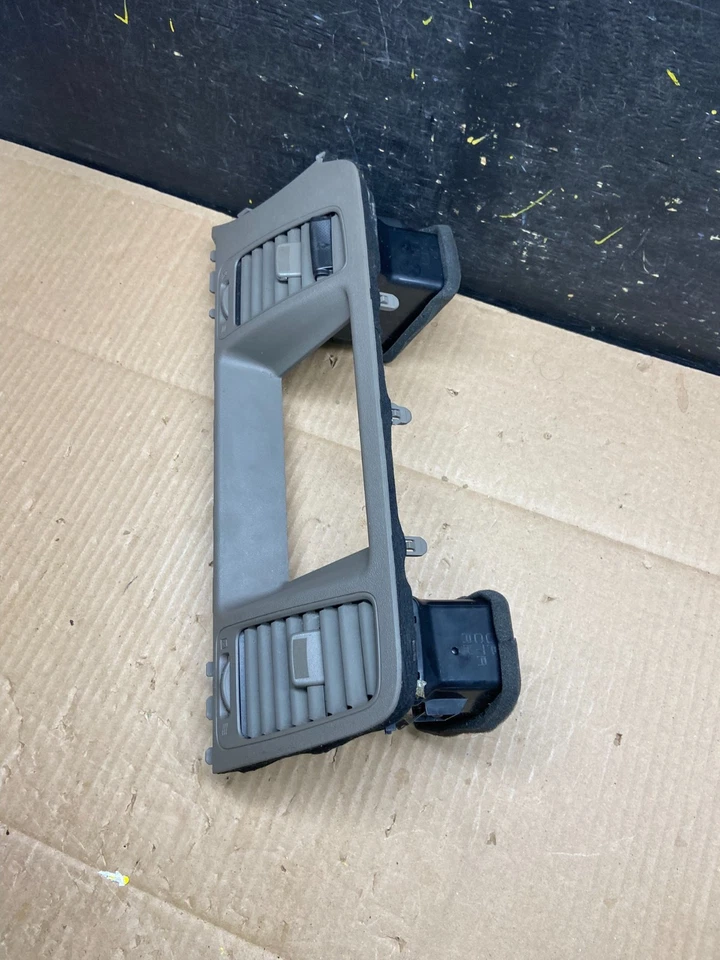 Nissan Murano 2009-2010 radio consola central bisel de visualización ventilación de aire OEM U6023 DG Foto 4 de 4