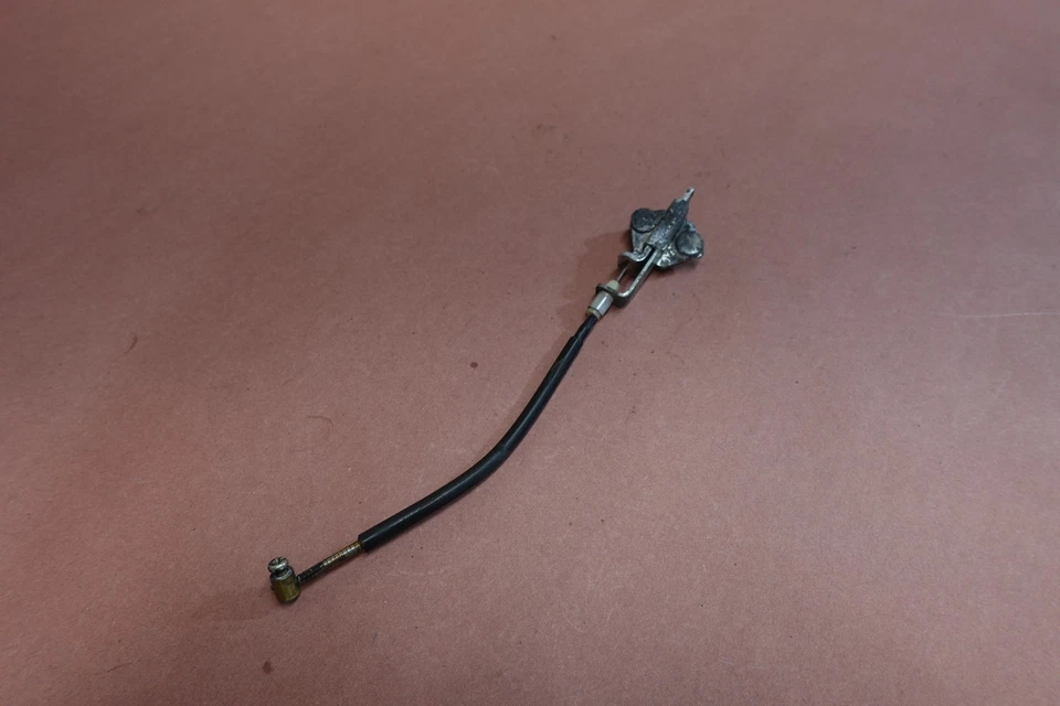 Soporte de montaje de pestillo de asiento Yamaha FZ6-S FZ6S FZ6 FZ600 2004-2009 Foto 2 de 4