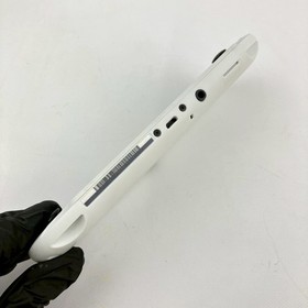 PS Vita PCH-2000 Sony PlayStation Glacier White Console & Cable Region Free 341