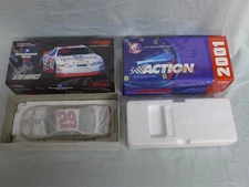 Action 1:24 Kevin Harvick #29 GM Goodwrench Service Plus 2001 Monte Carlo NEW
