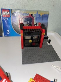 LEGO City: 7240 7239 7238 Partial Sets With 2 Minifigs