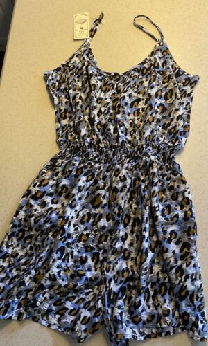 WOMENS Romper Shorts Size LARGE Elastic Waist Adjustable Straps NEW W/T Pockets