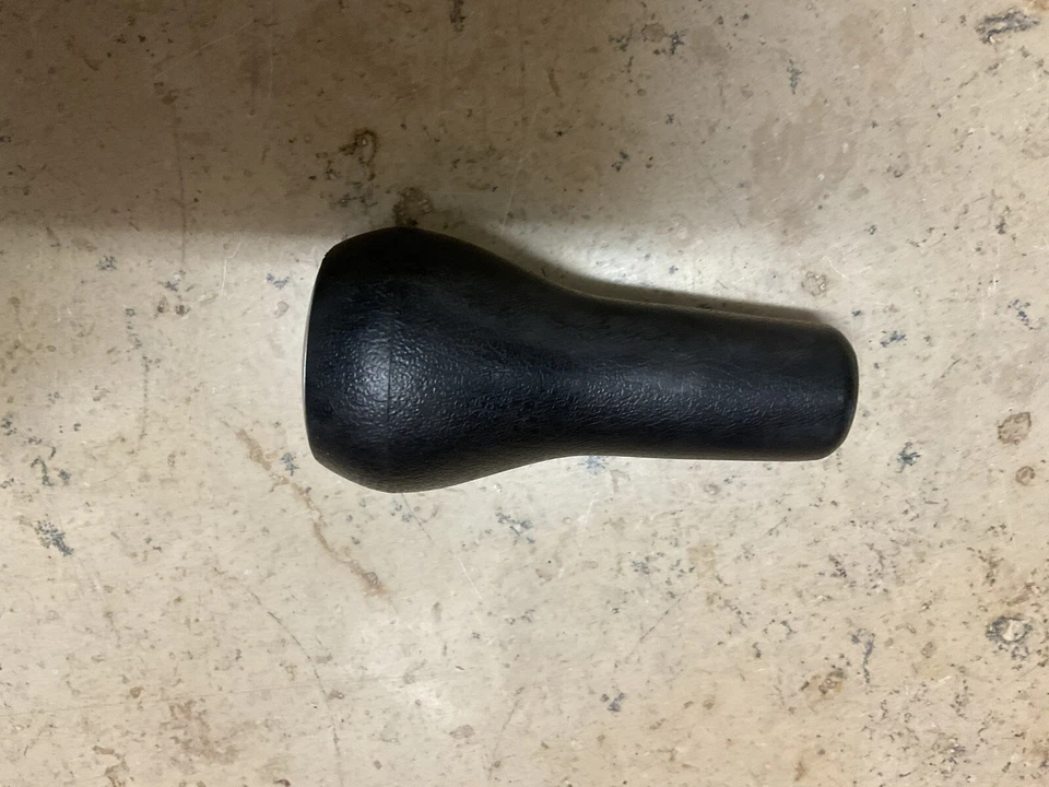 1985  Mitsubishi Mighty Max Doodge  D-50  4X4 Shifter Knob - Image 2 of 4