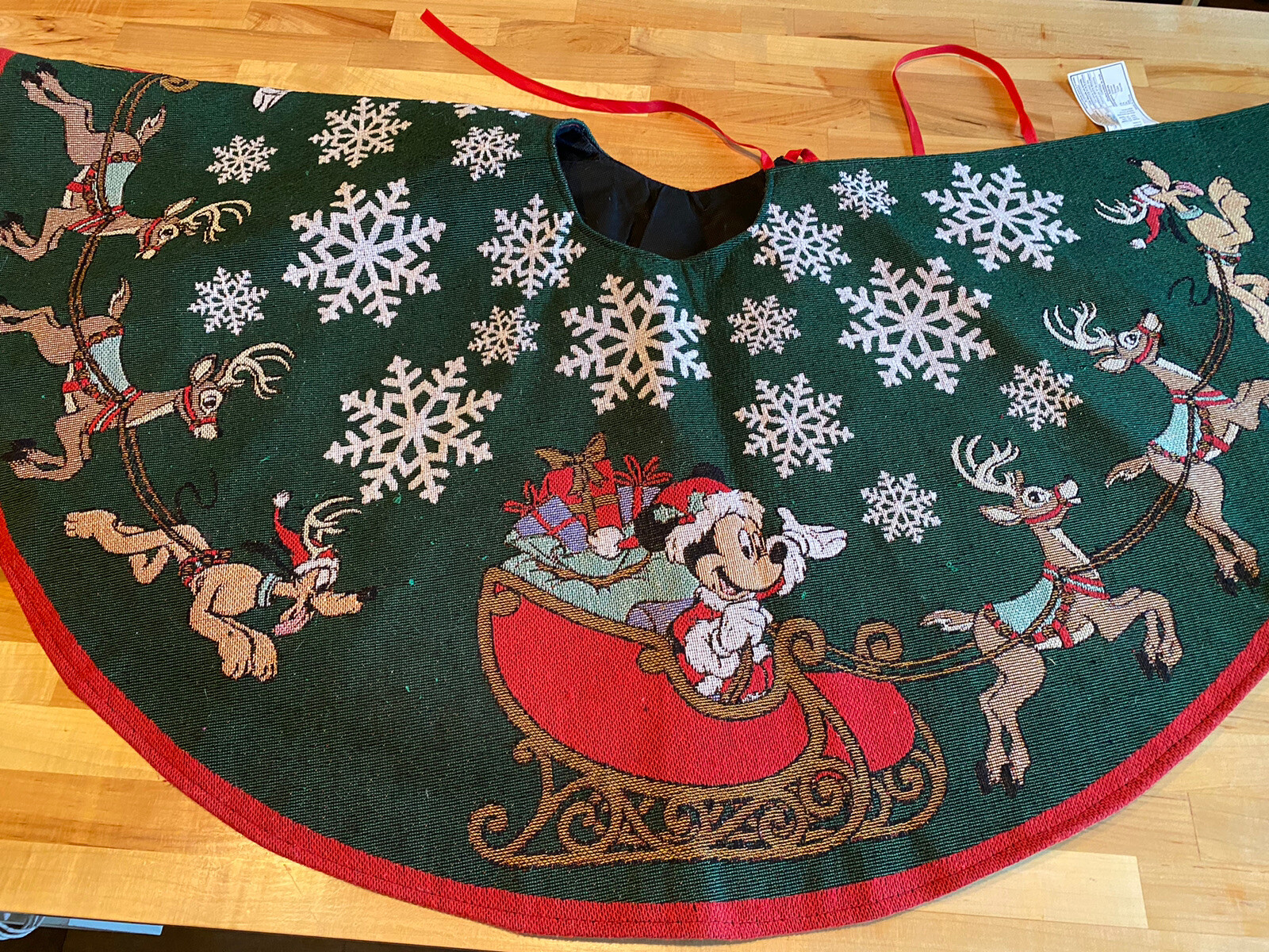 2017 Oh, What Fun! Needlepoint Christmas Tree Skirt Disney Mickey Mouse