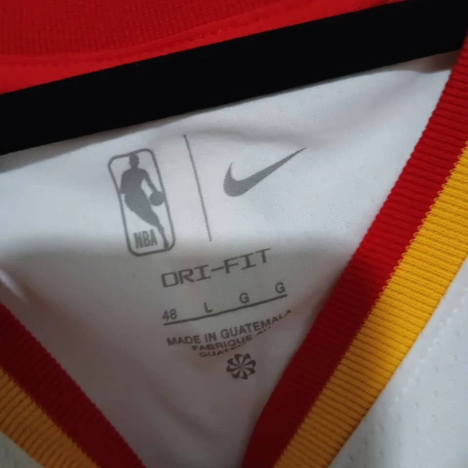 Camiseta deportiva firmada Nike Swingman NBA ATL HAWKS Trae Young TALLA L Foto 4 de 4