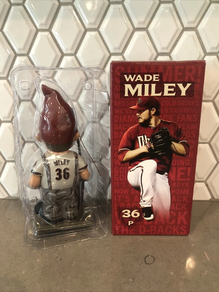 BOXED WADE MILEY GARDEN GNOME ANDERSON FORD ARIZONA DIAMONDBACKS BOBBLE HEAD CIB - Image 2 of 2
