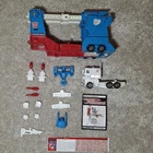 Gen1 Ultra Magnus w/booklet and stat sheet