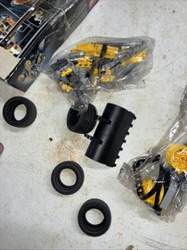 Brand New: LEGO TECHNIC: Wheel Loader (8271) Open Box 5