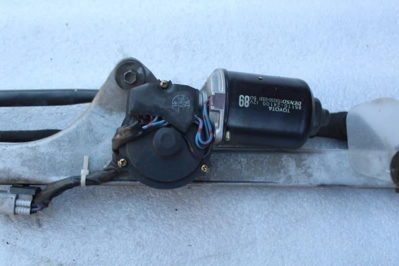 Lexus SC400 1999 motor limpiaparabrisas con acoplamiento 85110-24100 Foto 2 de 4