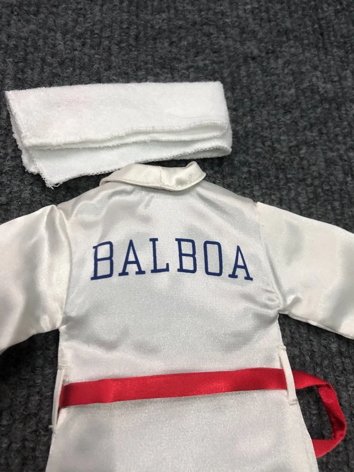 1/6 Hot Toys MMS19 Rocky Balboa Sylvester Stallone Robe towel for Action Figure - Image 2 of 4