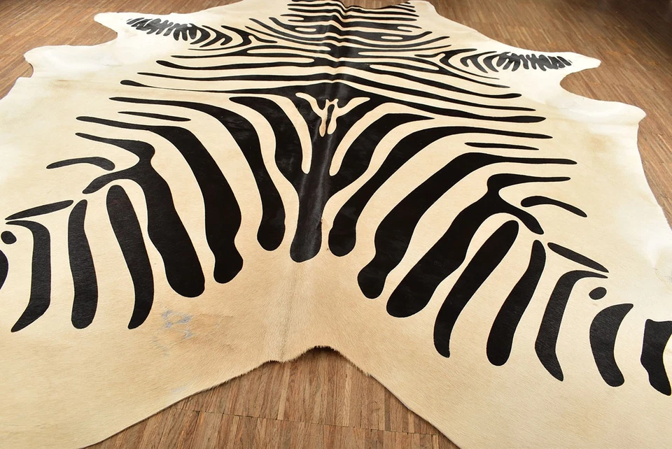 KUHFELL STIERFELL CREME WEISS MIT ZEBRA OPTIK  200 x 180 cm - Bild 2 von 4